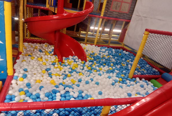 Hamleys Gaur City 4