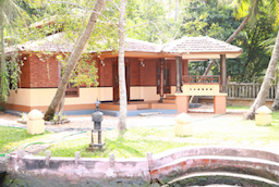 Cloud9 Holidays Lake Resort