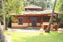 Cloud9 Holidays Lake Resort