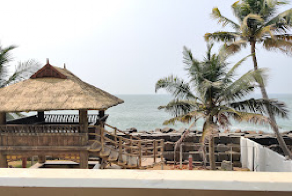 Tide End Heritage Beach Resort 2