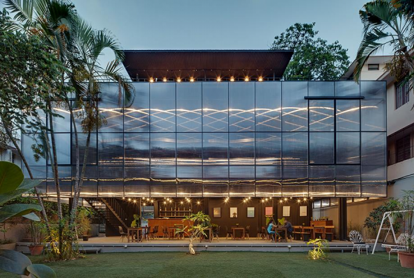 The Courtyard 4