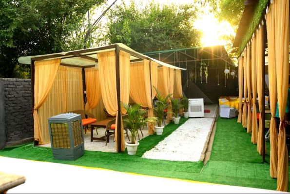 Wood Will Cafe 1