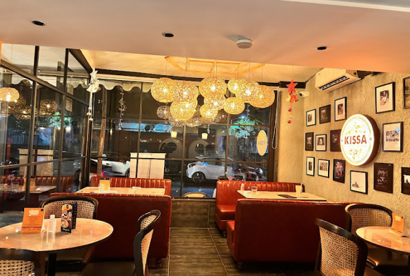 Kissa Cafe & Bar 5