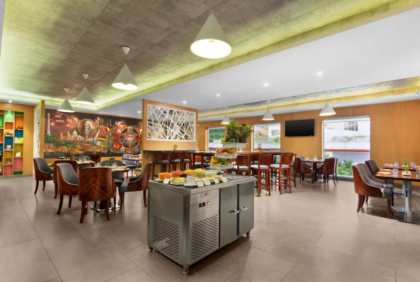 Howard Johnson By Wyndham 5