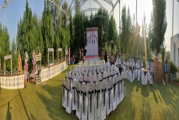 Vadpadraka Hotel And Resort 1