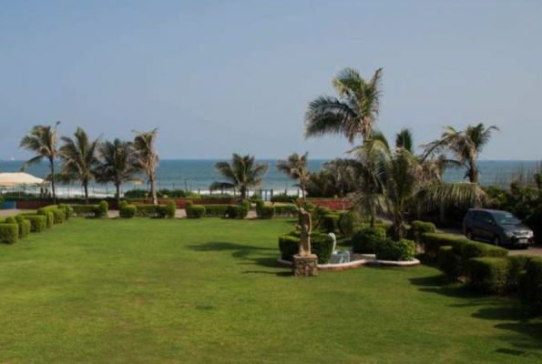 Palm Beach Hotel 1
