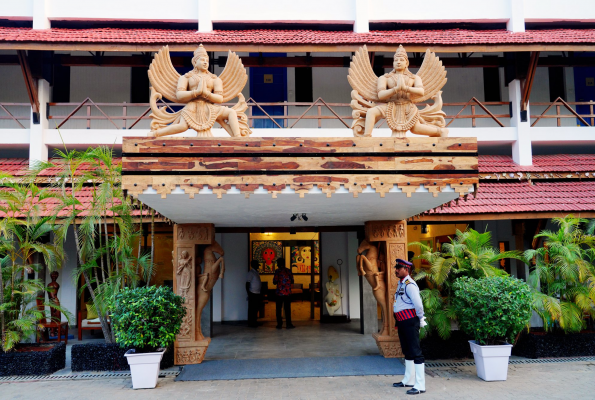 Palm Beach Hotel 4