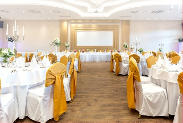 The Gateway Hotel 4