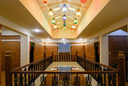 Chilukuri Pearl Palace Resort