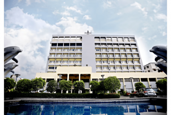 Dolphin Hotel 2