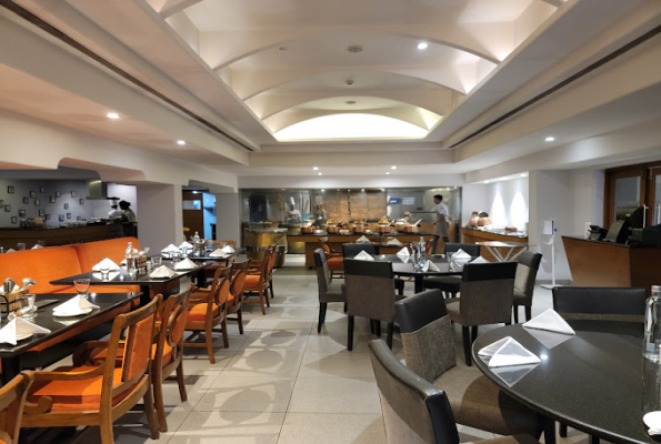 Hotel Greenpark 4
