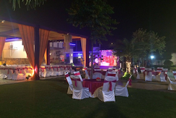 Red Oak Banquets & Resorts