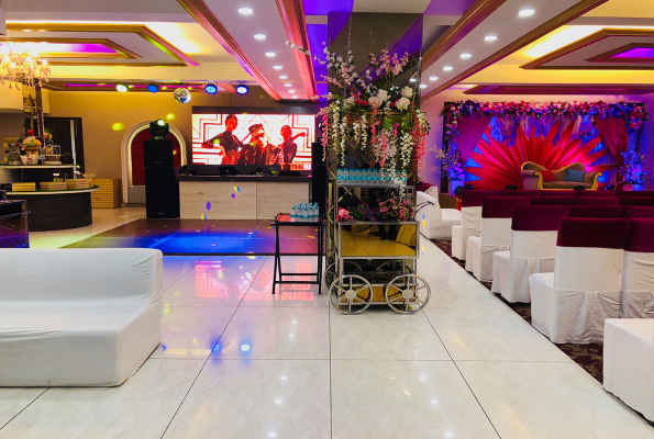 Elegance Hotel 4