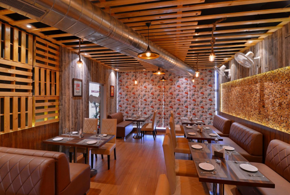 Hotel 99 Square 1