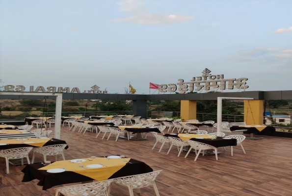 Hotel Amrai 69