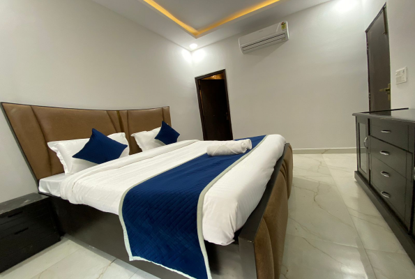 Go Bravo Farm 4bhk Villa With Pool & Lawn 3