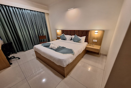 Hotel Rr Galaxy
