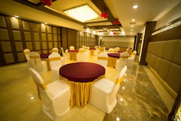 Ajantha Evergreen Hotel
