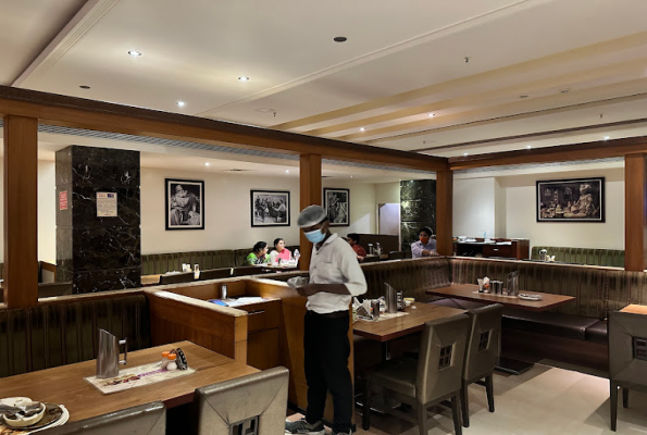 Cross Roads Restaurant 2