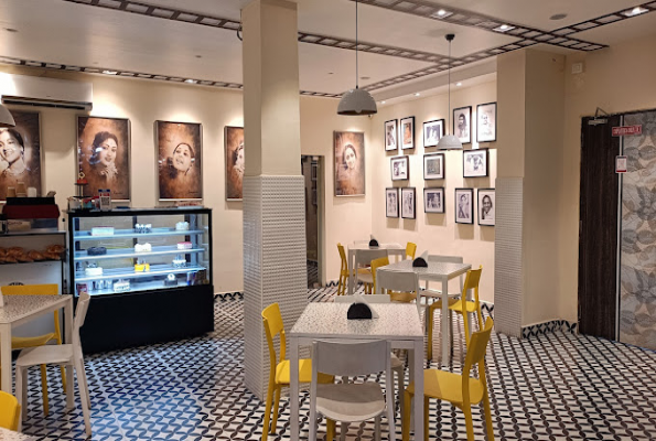 Cinema Cafe 1