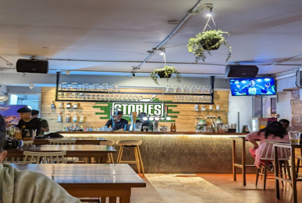 Stories Bar & Kitchen 4