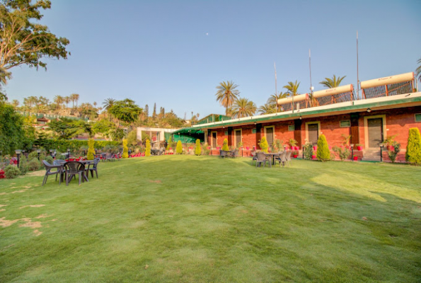 Resort Royal Garden Retreat 5