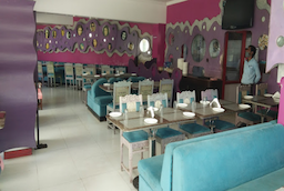 Hotel Samrat International