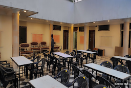 Hotel Samrat International