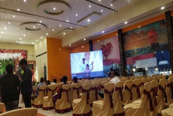 Ho Convention Hall 4