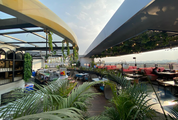 Mocha Cafe & Bar 1