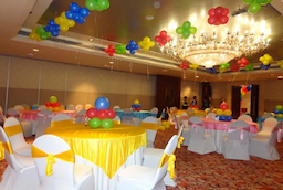 Mahagun Sarovar Portico Hotel