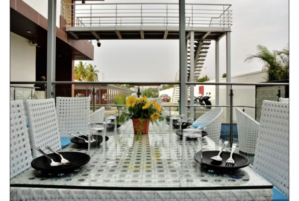 Royal Lotus View Resotel 1