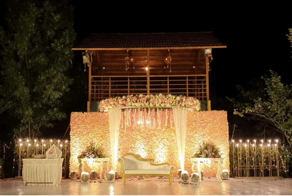 Brown Town Resort 5