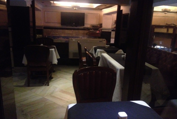 Metro Polis Bar