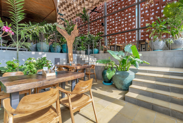 Makau Kitchen And Bar 2