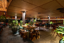 Makau Kitchen And Bar