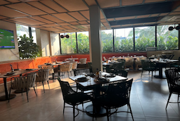 Halo Cocktail Bar & Kitchen