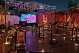 Luno Lounge Bar And Kitchen