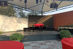 Luno Lounge Bar And Kitchen