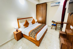 Hotel The Anvi Residency