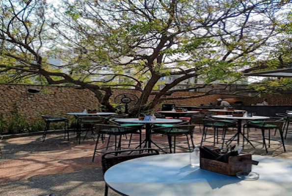 Babylon Kitchen & Bar 3