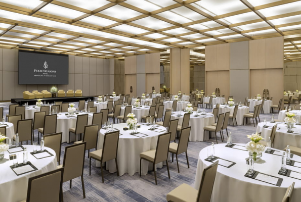 Four Seasons Hotel 3