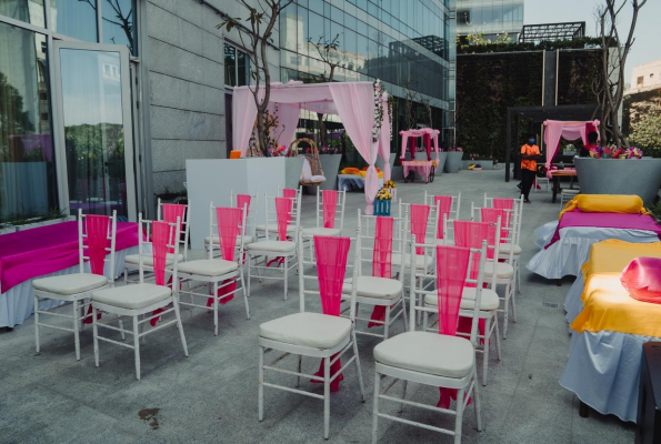 Four Seasons Hotel 3