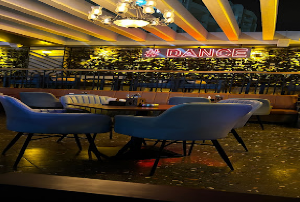 Quarter Bar & Kitchen 5