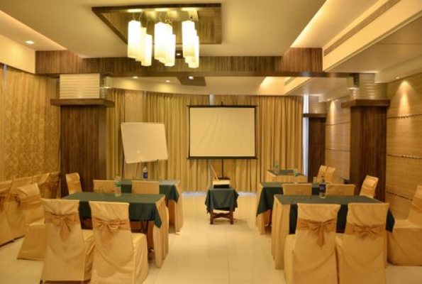 Hotel Alka Residency
