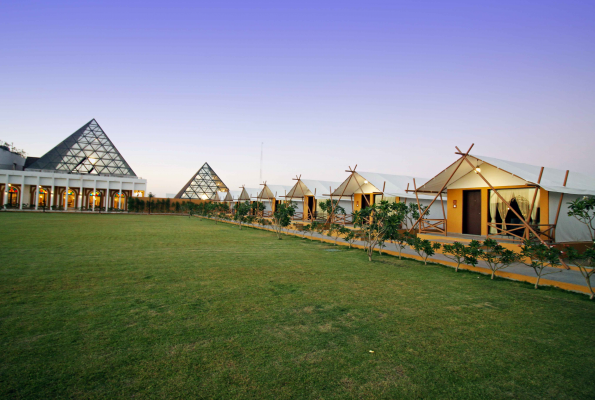 Aarya Raj Club And Resort 2