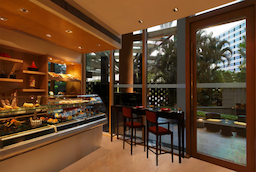 Trident Hotel