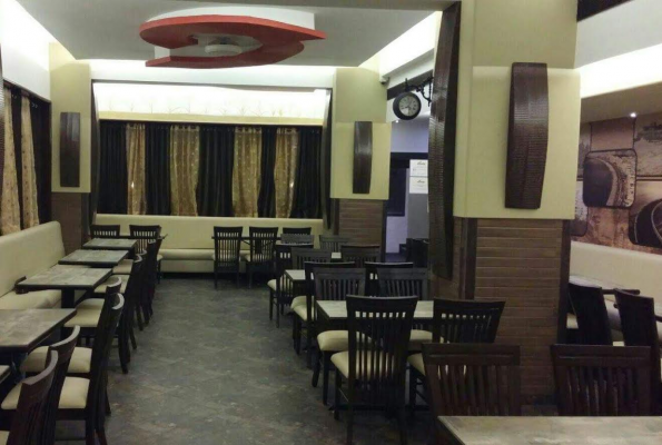 Lucky Restaurant And Banquets 3