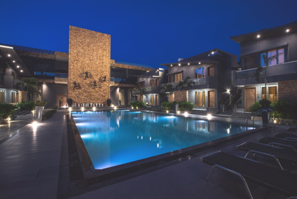 Phoenix Resort 1