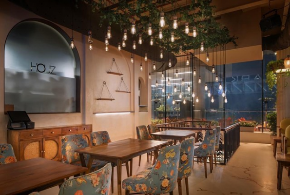 Houz Cafe Bar 4
